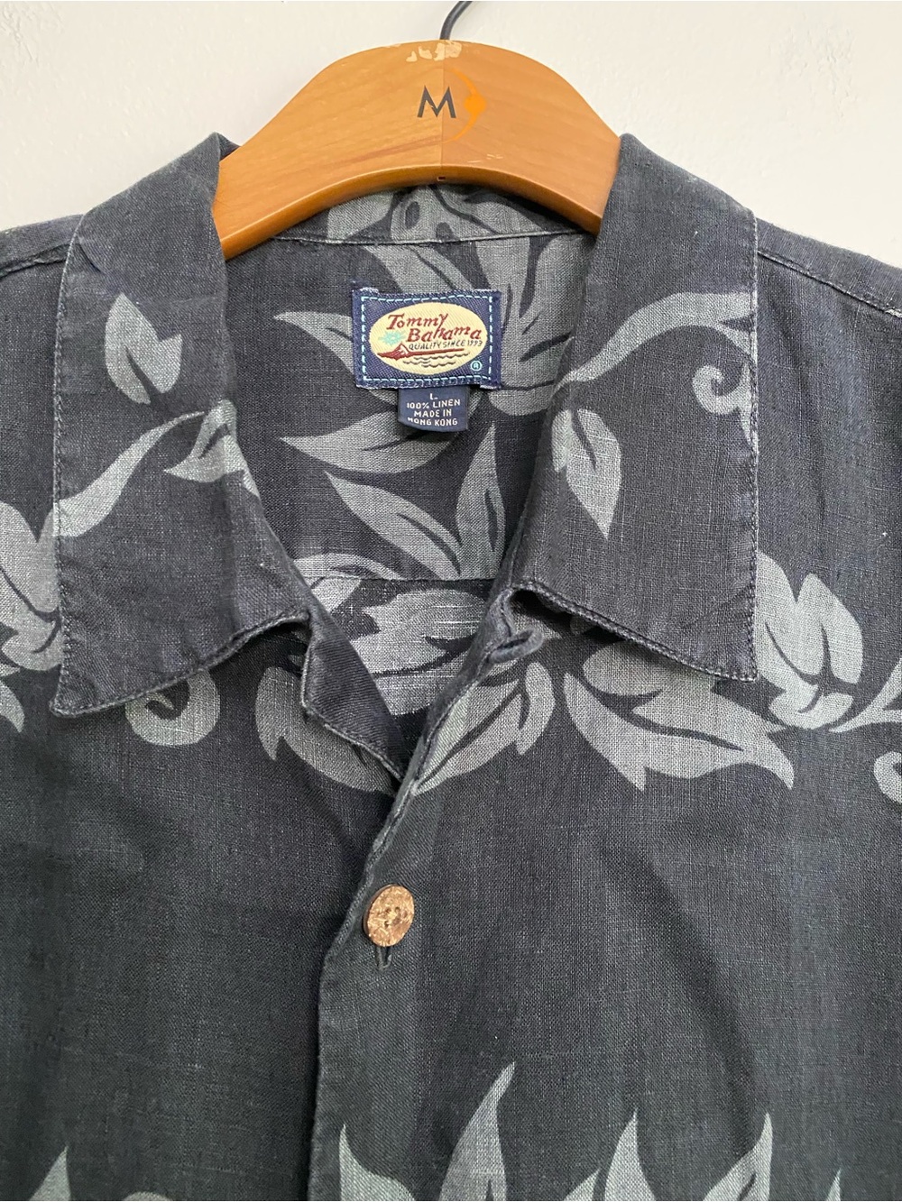 Vintage Tommy Bahama Linen Hawaiian Shirt Black Floral - L - Picture 3 of 3